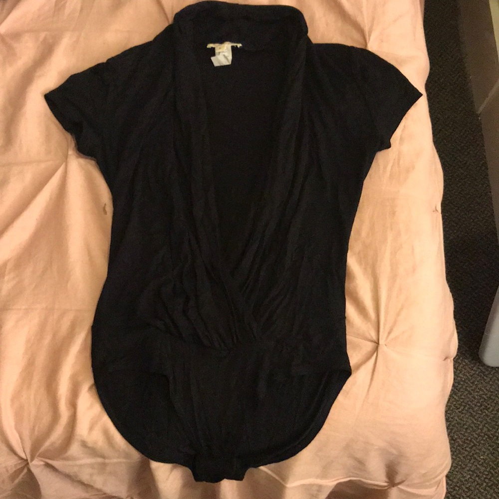 Black shirt sleeve bodysuit